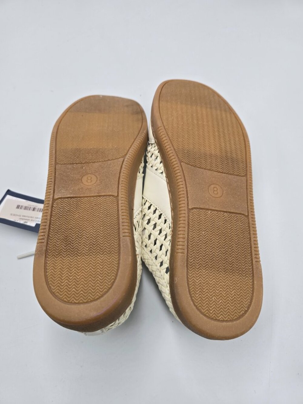 Universal Thread sneakers - Picture 3 of 3